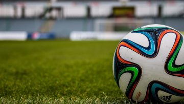 the-ball-488716_1920